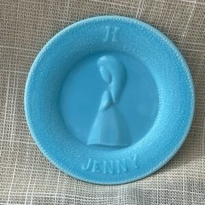 Vi Hunter - JENNY Animals & Figurines
by MOSSER GLASS (OHIO) - Jenny Cup Plate​